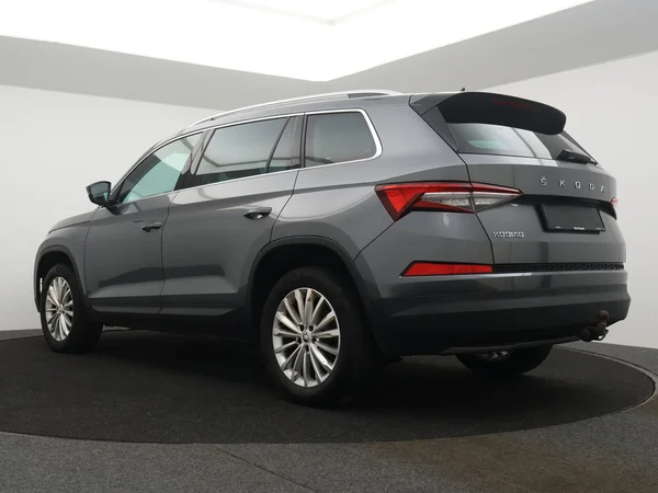 SKODA Kodiaq (2022) — foto 16 van 26