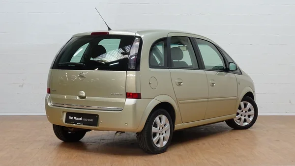 Opel Meriva (2008) — foto 19 van 25