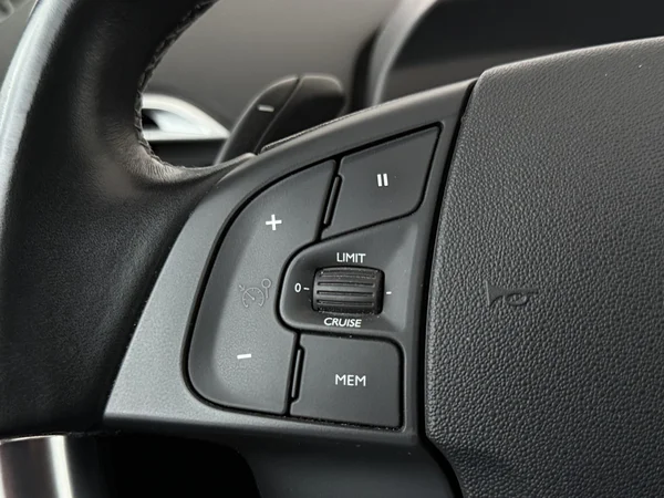CITROEN C4 SpaceTourer (2022) — foto 9 van 26