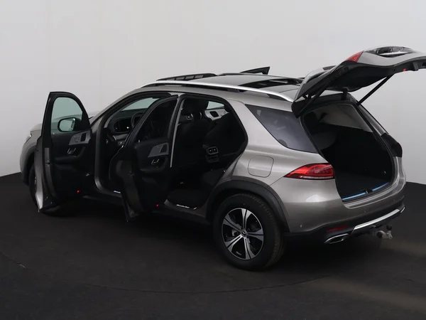 MERCEDES GLE 350 (2021) — foto 34 van 35