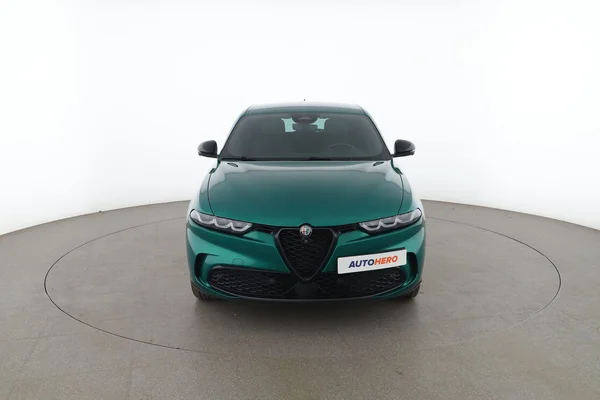 Alfa Romeo Tonale (2023) — foto 15 van 16
