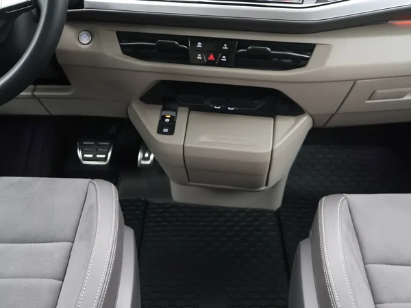 Volkswagen Multivan (2025) — foto 5 van 29