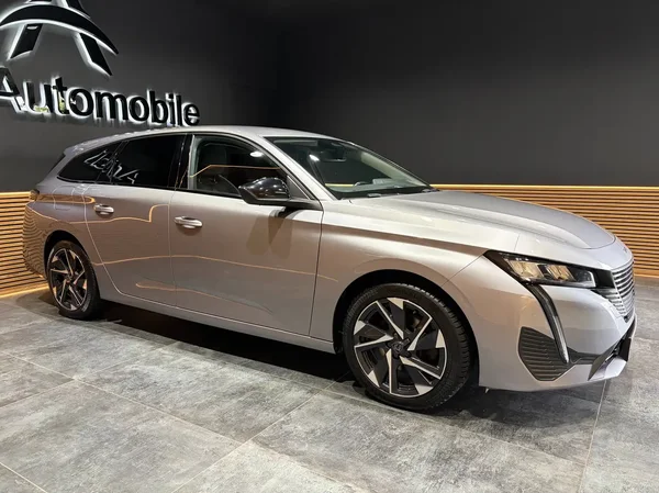 Peugeot 308 (2023) — foto 15 van 26