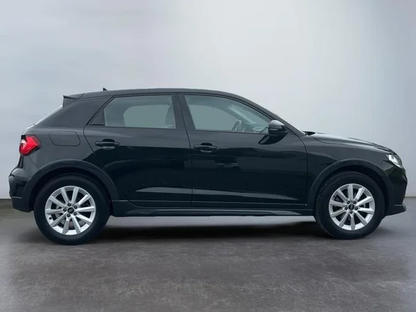AUDI A1 Allstreet (2023) — foto 29 van 31