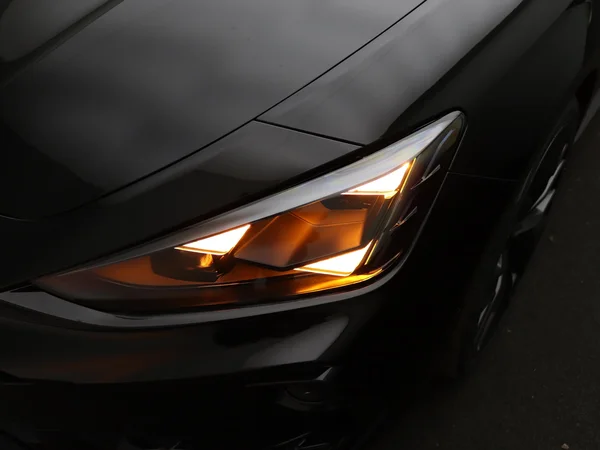 CUPRA Leon (2026) — foto 2 van 16
