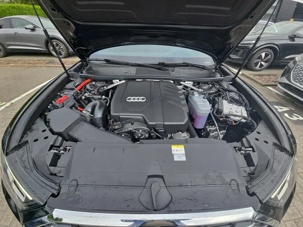 AUDI A6 Avant (2025) — foto 16 van 23