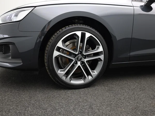 AUDI A4 SW (2024) — foto 4 van 22