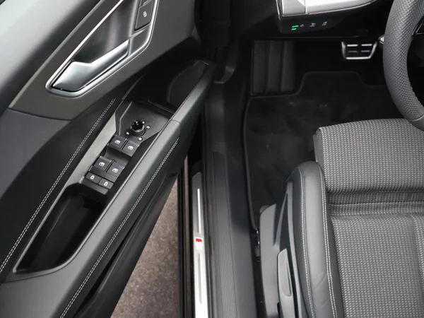 AUDI Q4 e-tron (2026) — foto 6 van 21