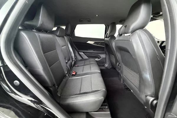 Renault Espace E-TECH (HEV) (2025) — foto 16 van 34