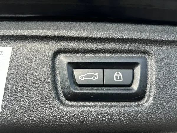 Bmw 330 (2021) — foto 19 van 31