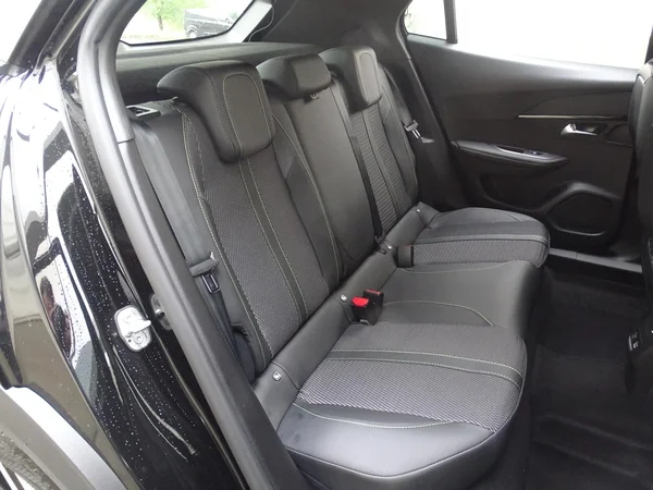 Peugeot 2008 (2025) — foto 7 van 24