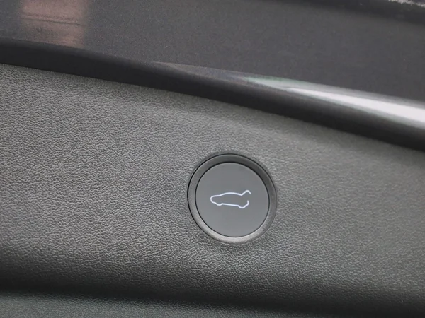 Tesla Model 3 (2022) — foto 5 van 46
