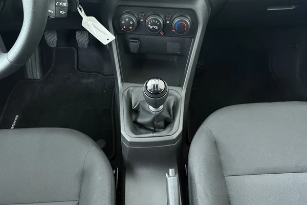 Dacia Sandero (2025) — foto 4 van 15