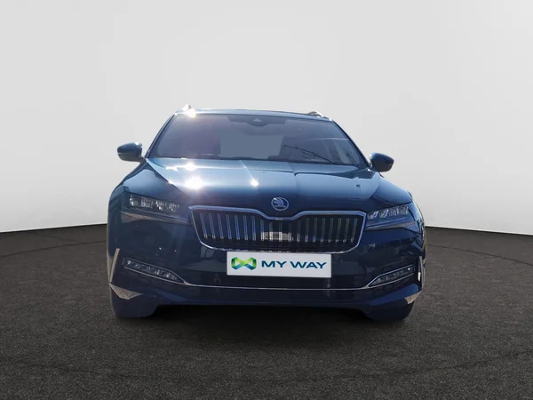 SKODA Superb Combi (2024) — foto 15 van 21