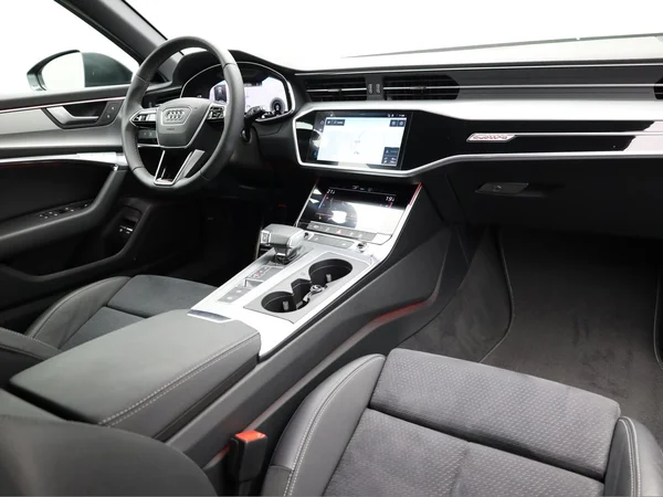 AUDI A6 SW PHEV (2022) — foto 19 van 25