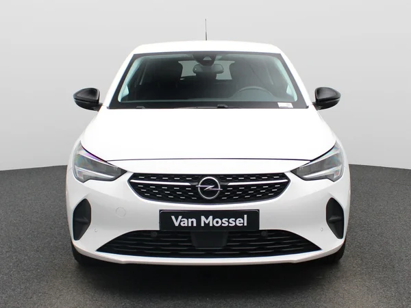 Opel Corsa (2022) — foto 18 van 22