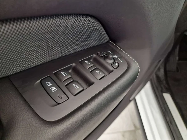 Volvo XC60 (2024) — foto 16 van 16