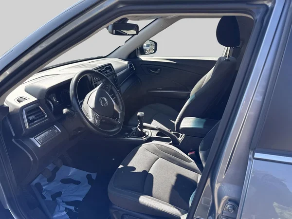 SsangYong Tivoli (2022) — foto 14 van 15