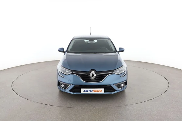 Renault Megane (2018) — foto 15 van 16