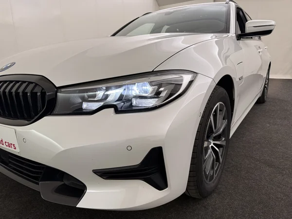 BMW 320 (2022) — foto 18 van 27