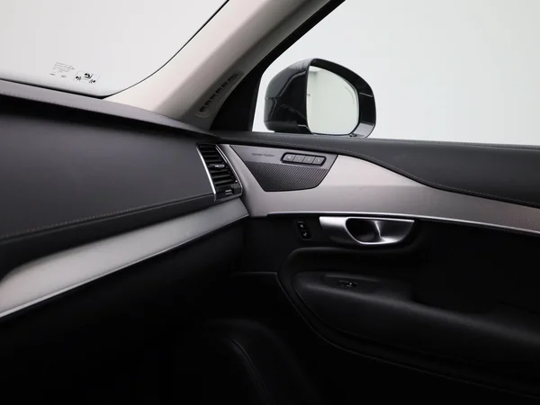 Volvo XC90 (2024) — foto 21 van 42