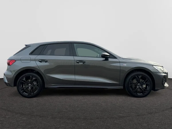 AUDI A3 Sportback PHEV (2026) — foto 8 van 21