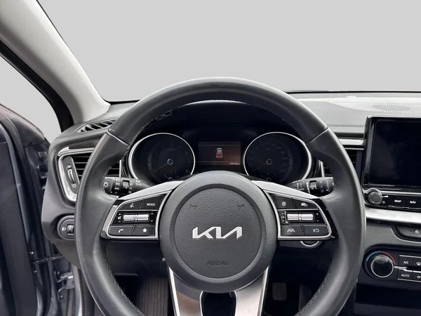 Kia XCeed (2024) — foto 2 van 20