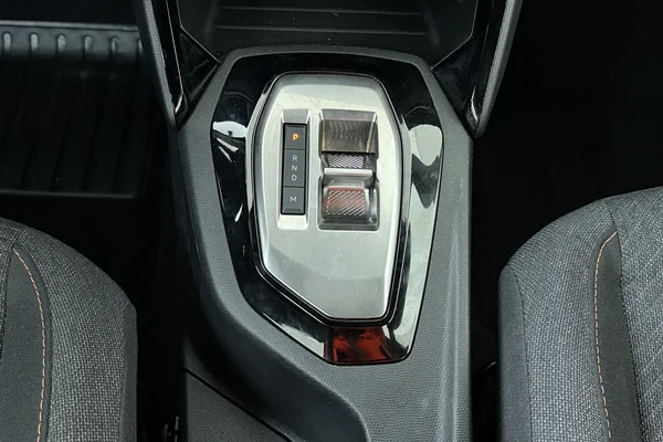 Peugeot 2008 (2025) — foto 4 van 19