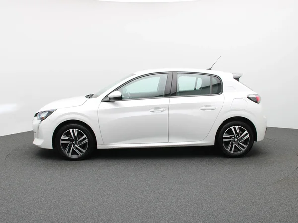 Peugeot 208 (2020) — foto 24 van 29