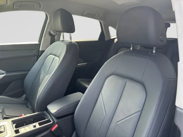 AUDI Q3 Sportback (2021) — foto 21 van 21