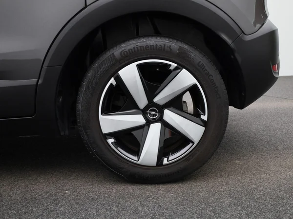 Opel Crossland (2022) — foto 7 van 37