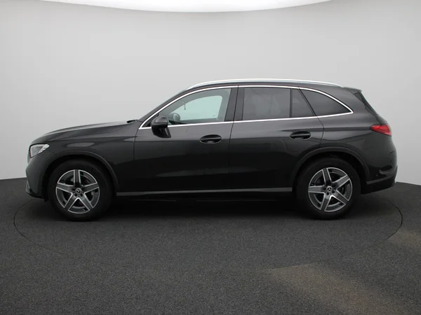 Mercedes-Benz GLC (2025) — foto 12 van 43