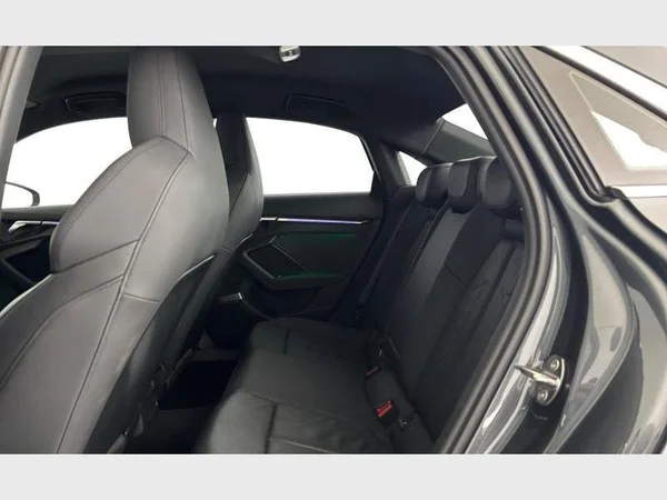 Audi A3 Sedan (2021) — foto 3 van 15