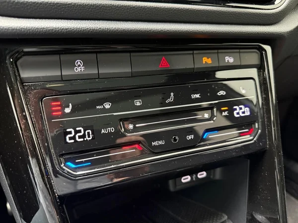 VOLKSWAGEN T-Roc (2025) — foto 16 van 16