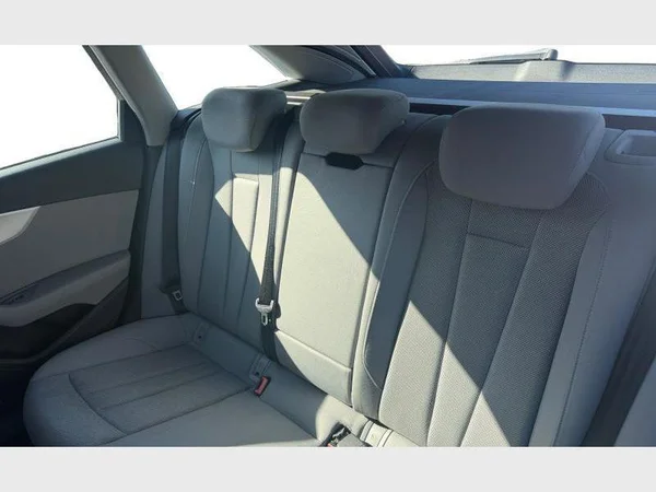 Audi A4 Avant (2021) — foto 2 van 29