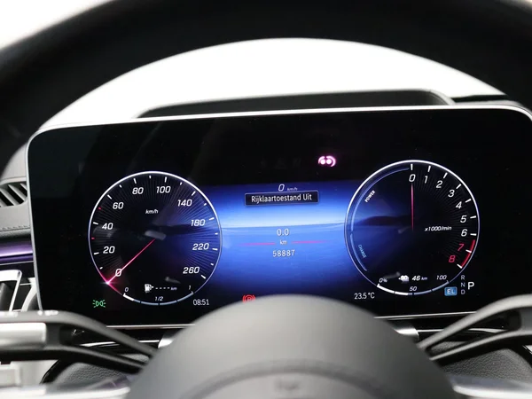 Mercedes-Benz S-Klasse (2024) — foto 4 van 38