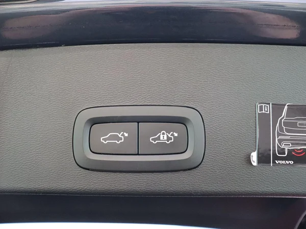 Volvo XC40 (2022) — foto 14 van 26