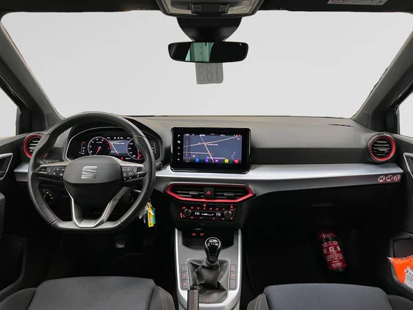 SEAT Arona (2024) — foto 17 van 20