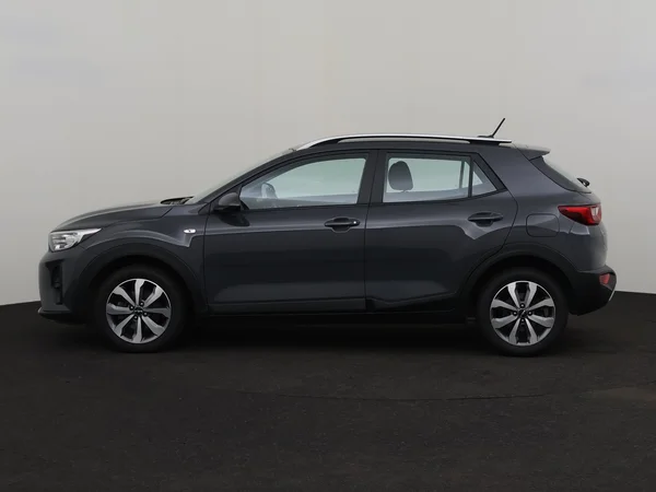 KIA Stonic (2022) — foto 12 van 23