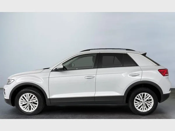 VOLKSWAGEN T-Roc (2019) — foto 10 van 15
