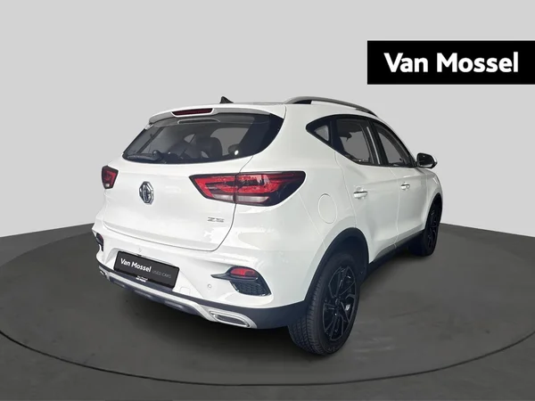 MG ZS (2024) — foto 9 van 15