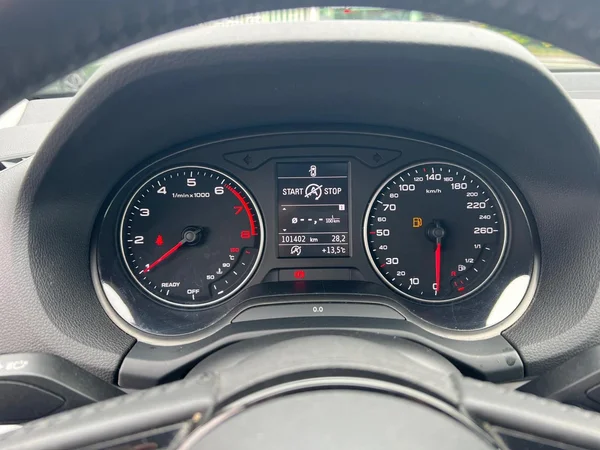 AUDI Q2 (2017) — foto 17 van 18