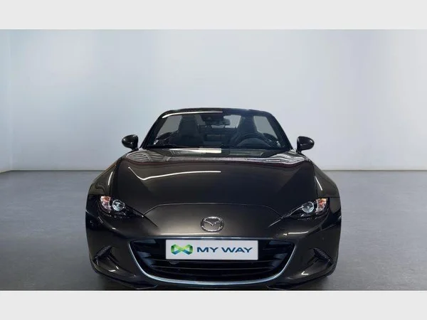 Mazda MX-5 (2023) — foto 19 van 25