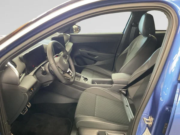 VOLKSWAGEN T-Roc (2025) — foto 24 van 24