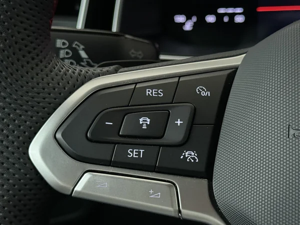 VOLKSWAGEN Polo GTI (2025) — foto 9 van 29