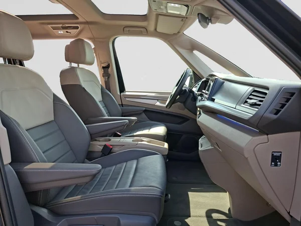VOLKSWAGEN Multivan T7 Long eHybrid (PHEV) (2025) — foto 3 van 23