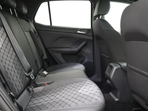 Volkswagen T-Cross (2025) — foto 24 van 29