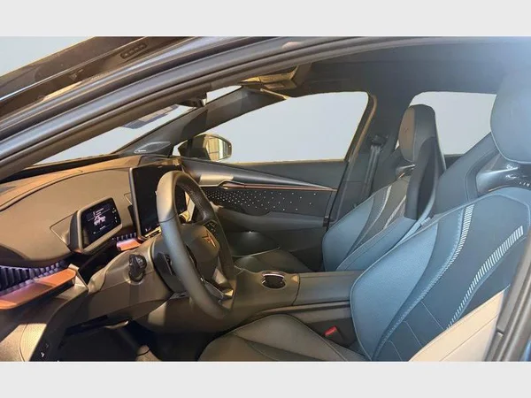 CUPRA Tavascan (2026) — foto 25 van 27