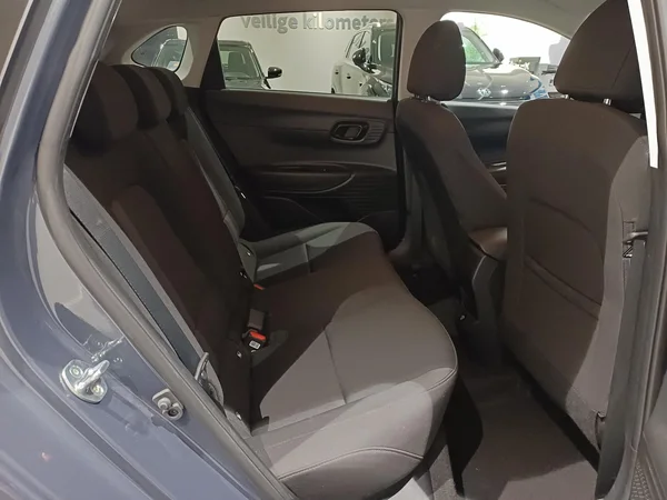 Hyundai i20 (2024) — foto 9 van 21