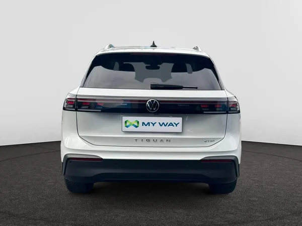 VOLKSWAGEN Tiguan (2024) — foto 22 van 24